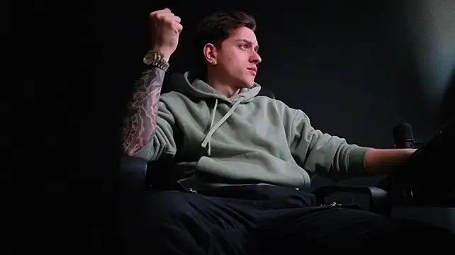 FelixStarkk Live XXX Chat