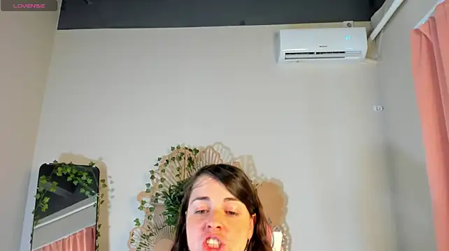 Chat XXX ao vivo de MartaEdams