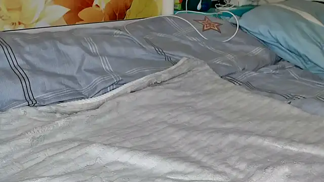 benly888 网络视讯表演