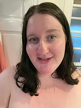Chatroom XXX en direct de xopeachybaby
