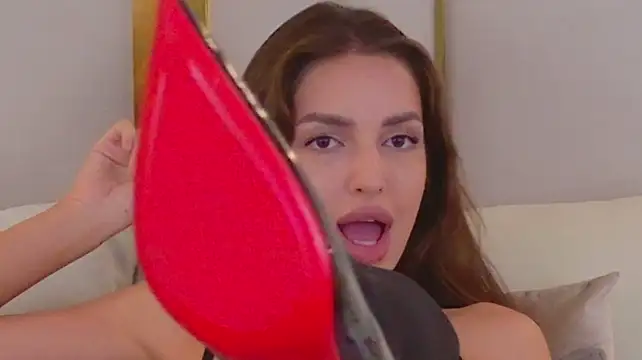 BellaHalles' Live XXX Chat