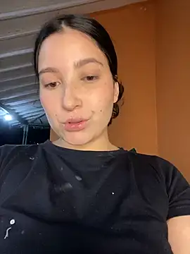 Chat +18 de Estelle_Noir ao vivo