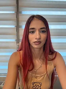 Chat +18 de VixenRosse ao vivo