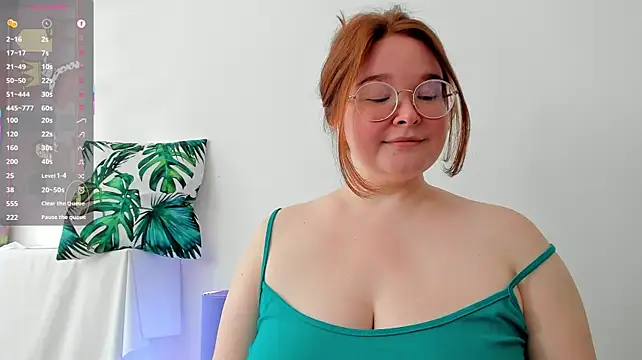 DebbieWoood Adlı Modelin Canlı XXX Sohbeti
