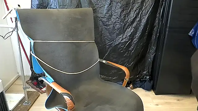 Онлайн чат XXX latexslaveboy