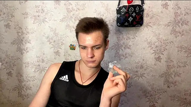 BigBabyMax – Naživo XXX chat