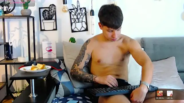 Živý XXX chat ThomasEdisonn