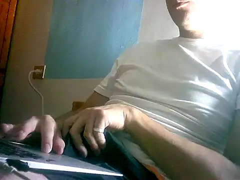 Živý XXX chat Ahorkaruka