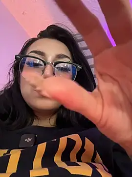 Chat +18 de sophie_cute66 ao vivo
