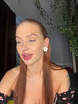 XXX chat uživo modela LittleFox___