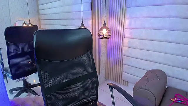 AngelaCoffee's Live XXX Chat