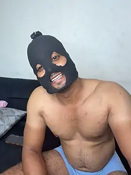 Chatroom XXX en direct de itam_ayushi