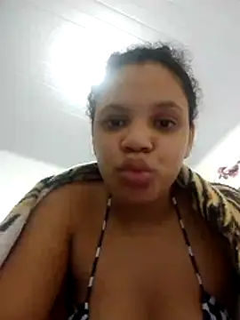 Chat XXX ao vivo de Larilarielle