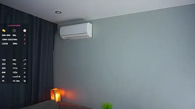 SallieLenorud – Naživo XXX chat