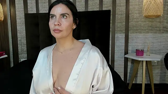 Chat XXX ao vivo de Hannah_Cross