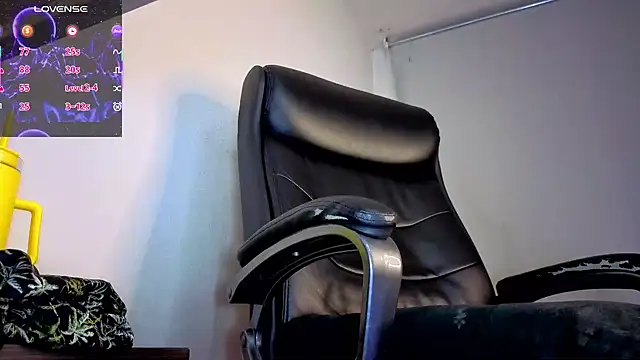 Ernesto-Rodriguez82's Live XXX Chat