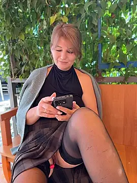 LadiNika Adlı Modelin Canlı XXX Sohbeti