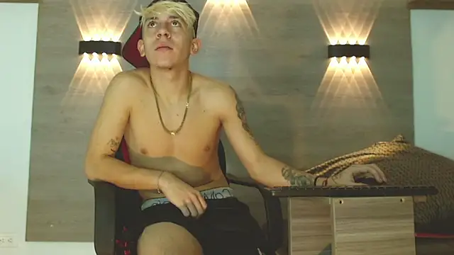 XXX chat uživo modela Gaeliitto