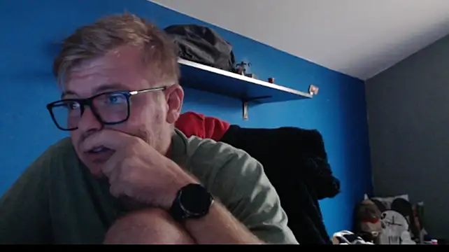 blondeboy92 – Naživo XXX chat