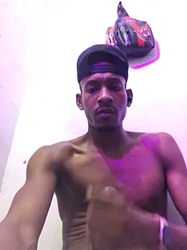 Kiing_afroditho – Live XXX-chat