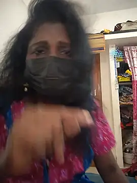 Tamil_nivetha Adlı Modelin Canlı XXX Sohbeti