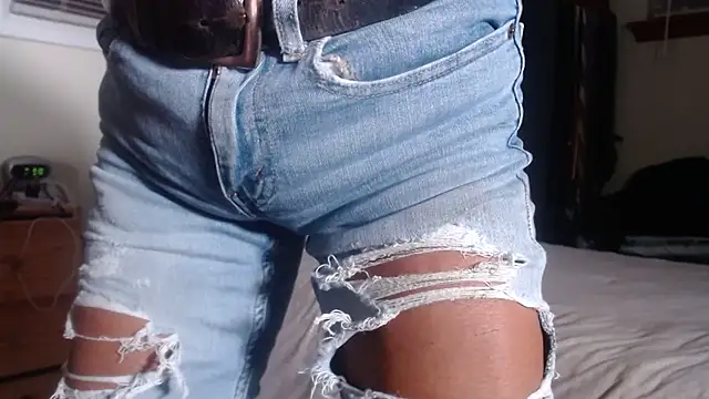 hottottrot691 Adlı Modelin Canlı XXX Sohbeti