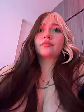 Daniela_ruizz XXX чат на живо