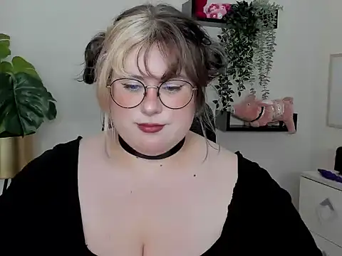 OpheliaLush's Live XXX Chat