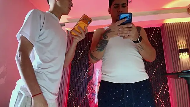 The_Boy_King_'s Live XXX Chat