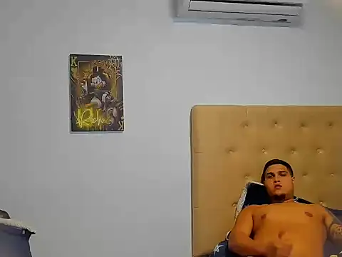 Latinboyco77 live XXX chat