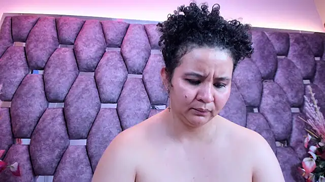 Chat XXX ao vivo de AlaSmith