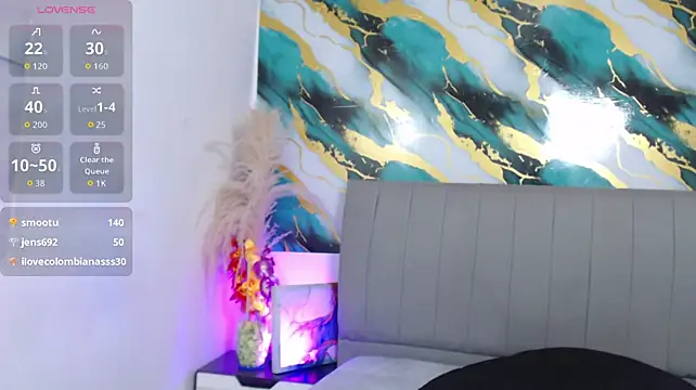 צ'אט XXX בשידור חי של Zoe_Bloom__