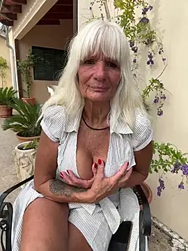 ReitherrinNatascha Chat XXX in diretta