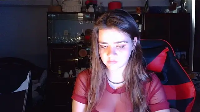 QueenBeatrice: απευθείας συνομιλία ΧΧΧ