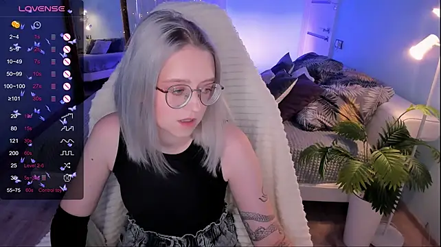 justinahelen_ Live XXX Chat