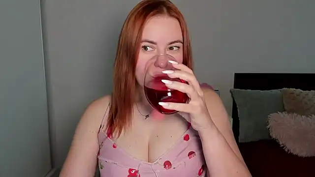 Živý XXX chat LAYLAxSTAR