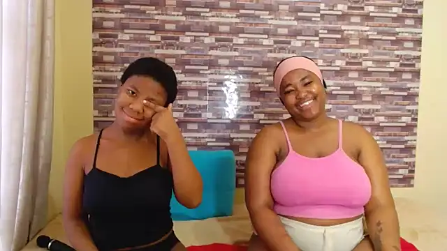 Chatroom XXX en direct de SpicyLoraX