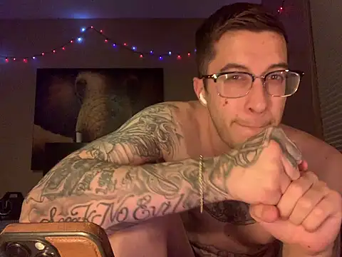 BWCJUICYJOSH Live XXX-Chat