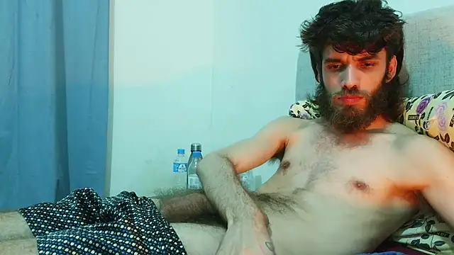 PygmaBoy live XXX chat