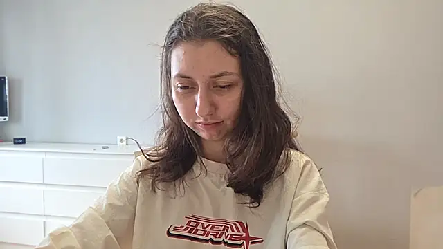 ChrystalAlma Live XXX-Chat