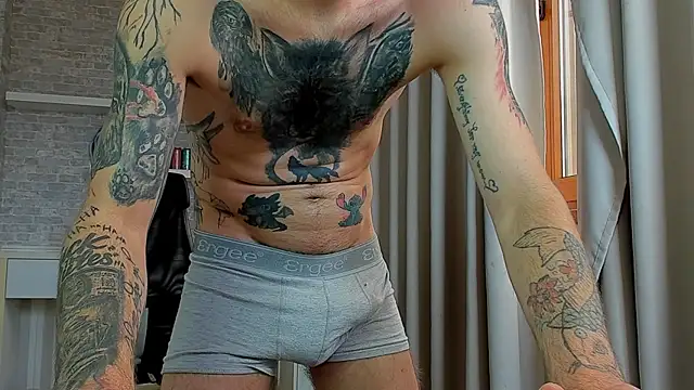 XXX chat uživo modela JonahShaw