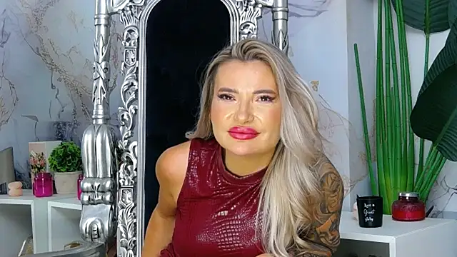 دردشة NightshadeIris الجنسية المباشرة