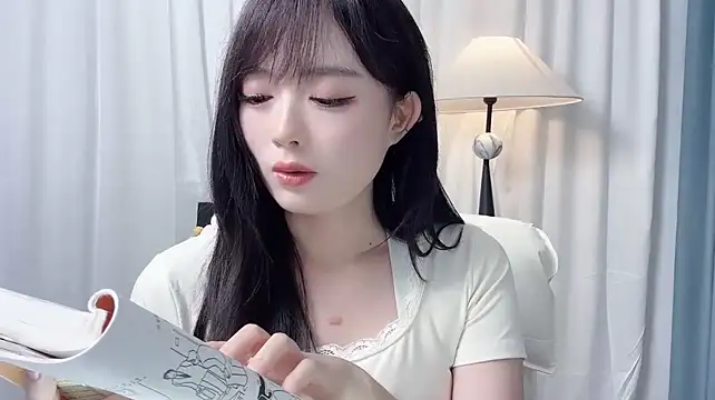 צ'אט XXX בשידור חי של LiLy0608