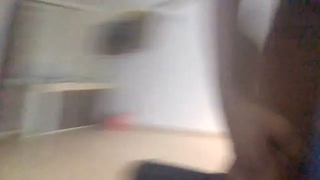 JuicyVxn's Live XXX Chat