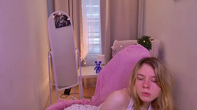 MilanaRayy's Live XXX Chat