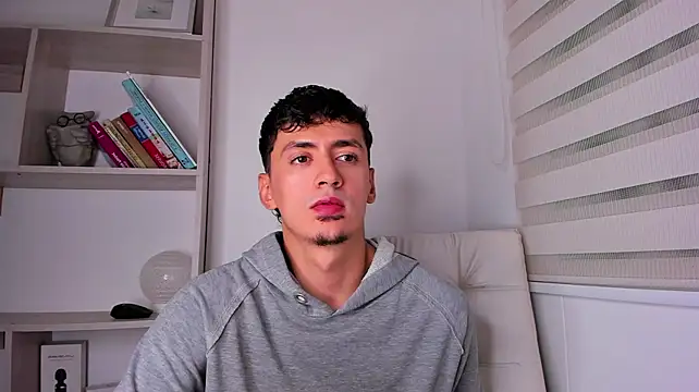 Aaron_Tate Live XXX-chat