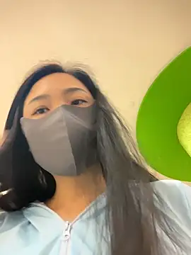 Chat +18 de Nini_11 ao vivo