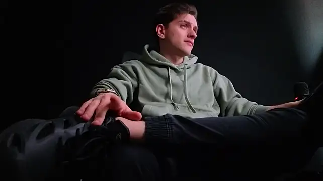 Czat XXX na żywo – FelixStarkk
