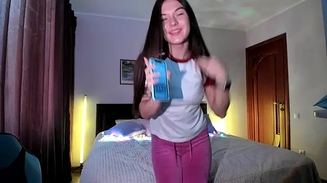 luna_lust_212 Adlı Modelin Canlı XXX Sohbeti