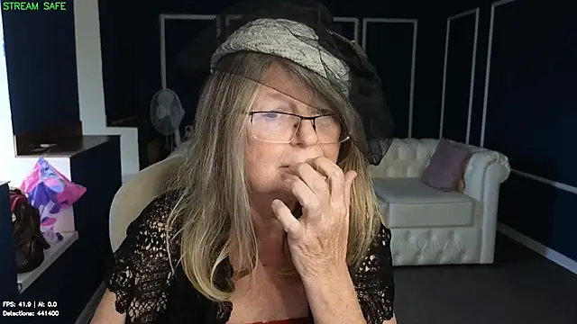 Chat XXX en directo de Pippa_Pebble